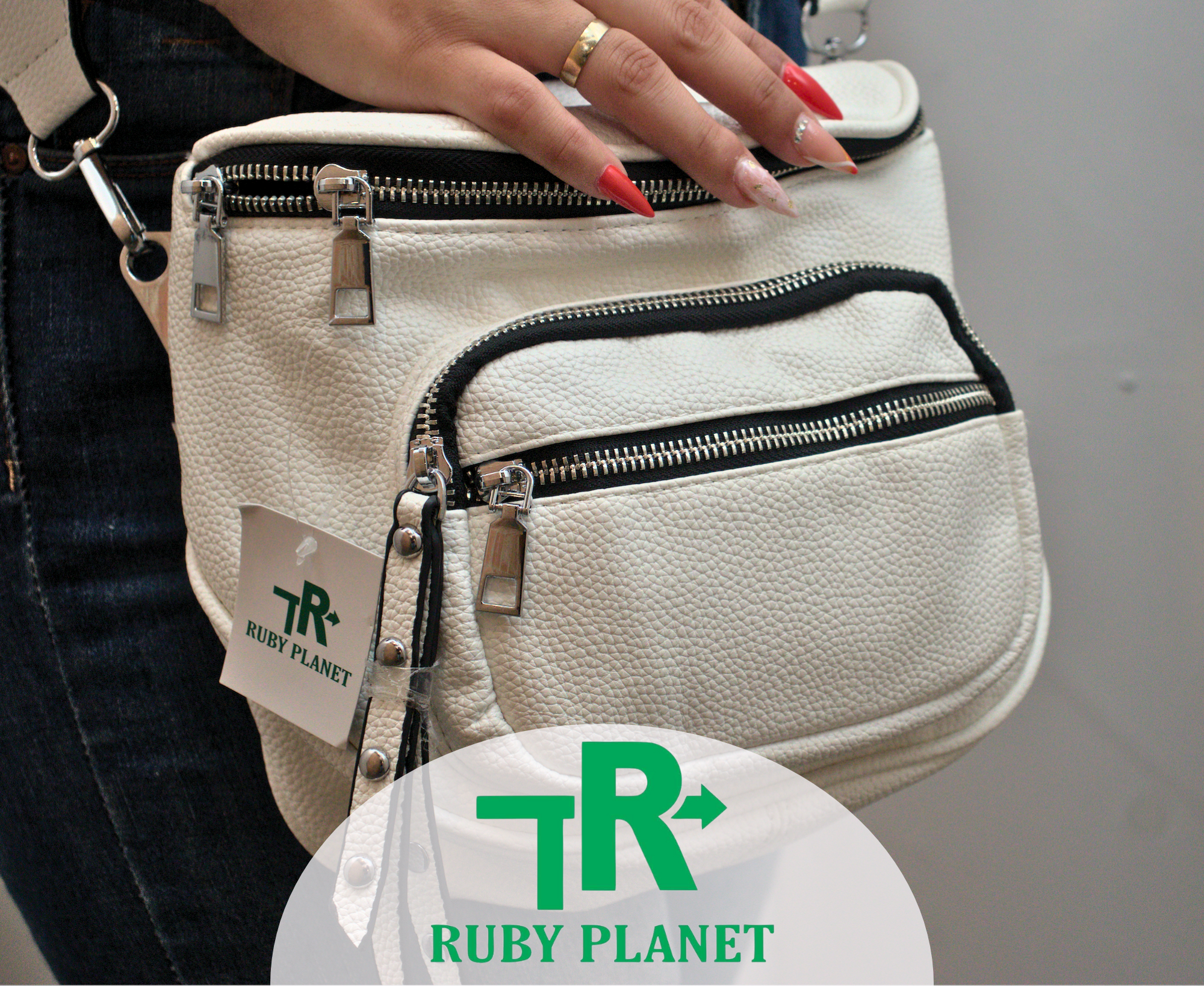 COLEÇÃO DE BOLSAS FEMININAS