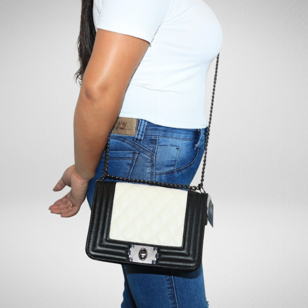 Bolsa Tiracolo alça Corrente